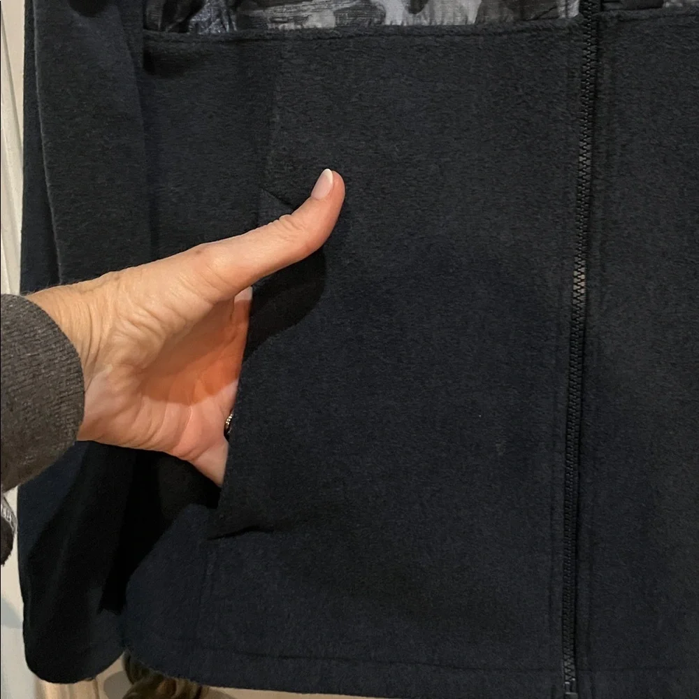 The North Face 200 Tundra Denali fleece jacket in Blue floral camo Size M - Picture 5 of 12